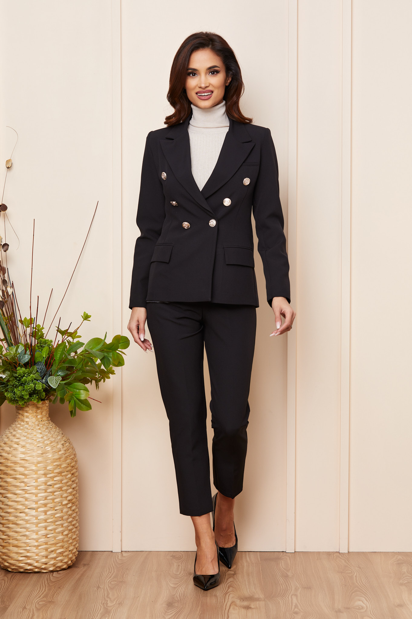 Costum azur negru