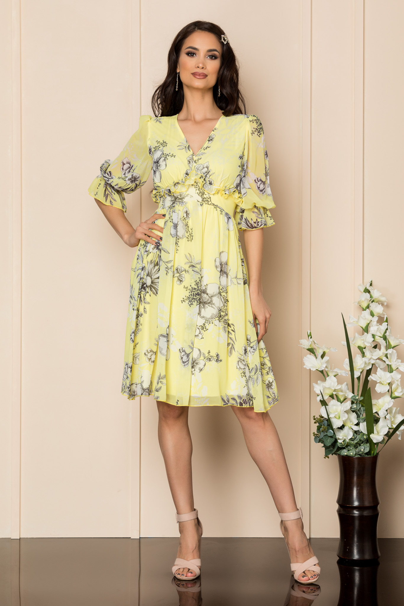 Rochie floris galbena