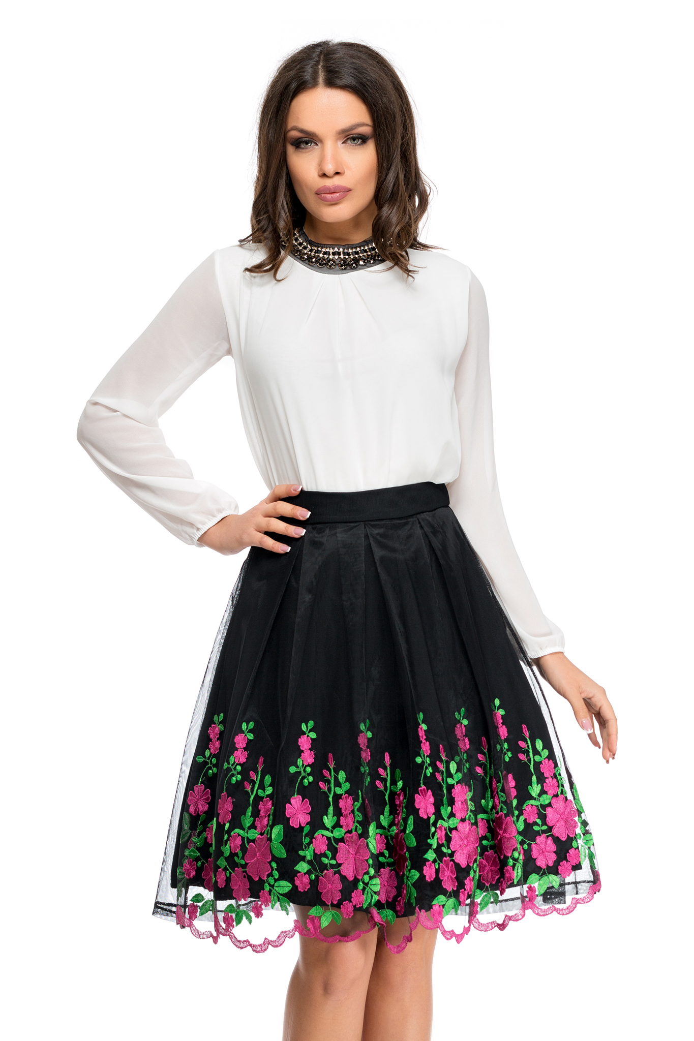 fusta fiore neagra