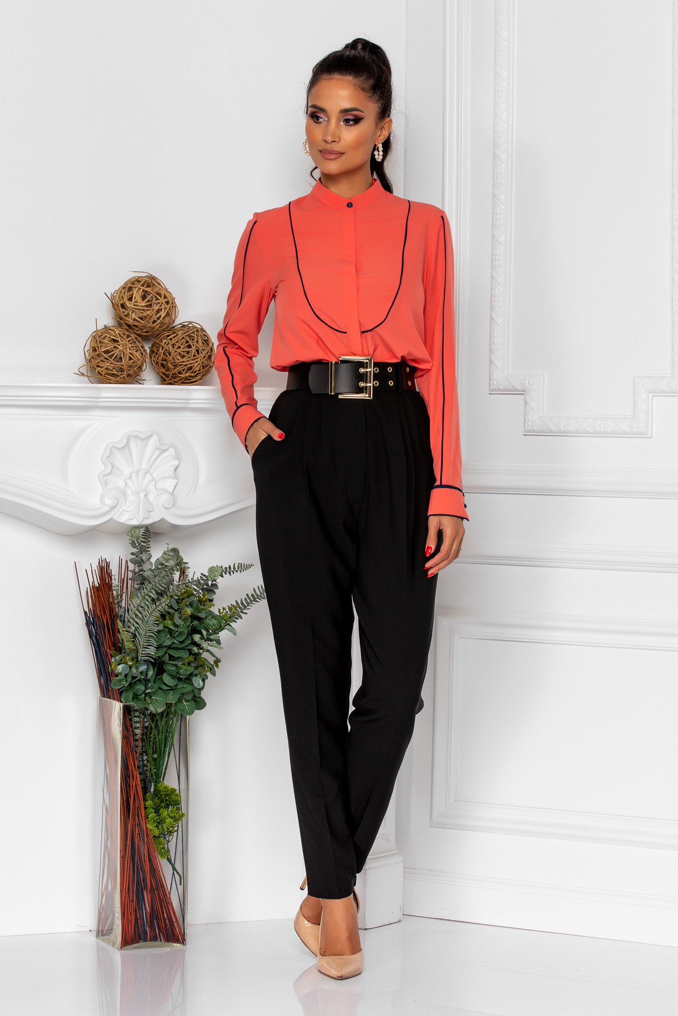Pantaloni kamari negri