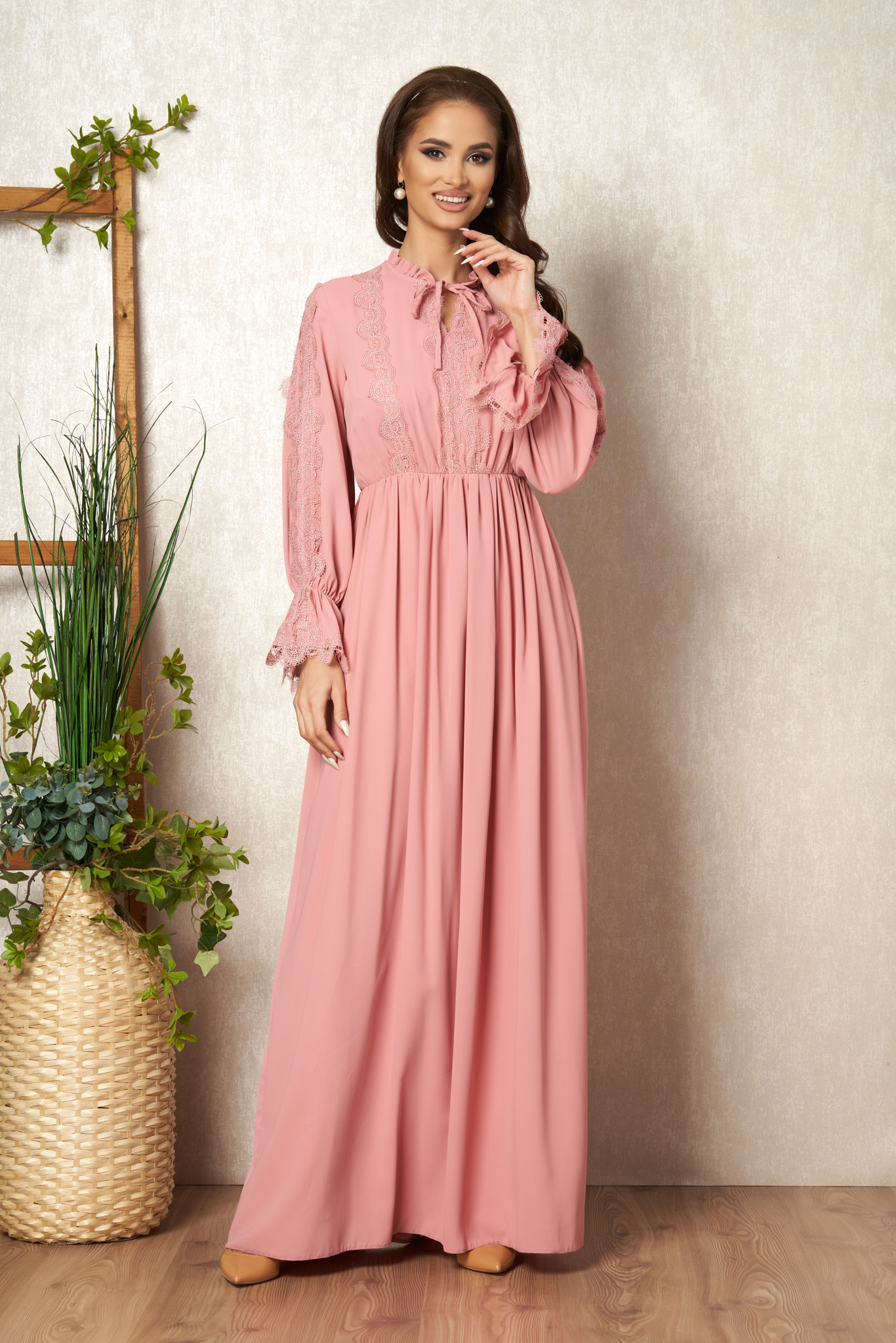 Rochie romance roz