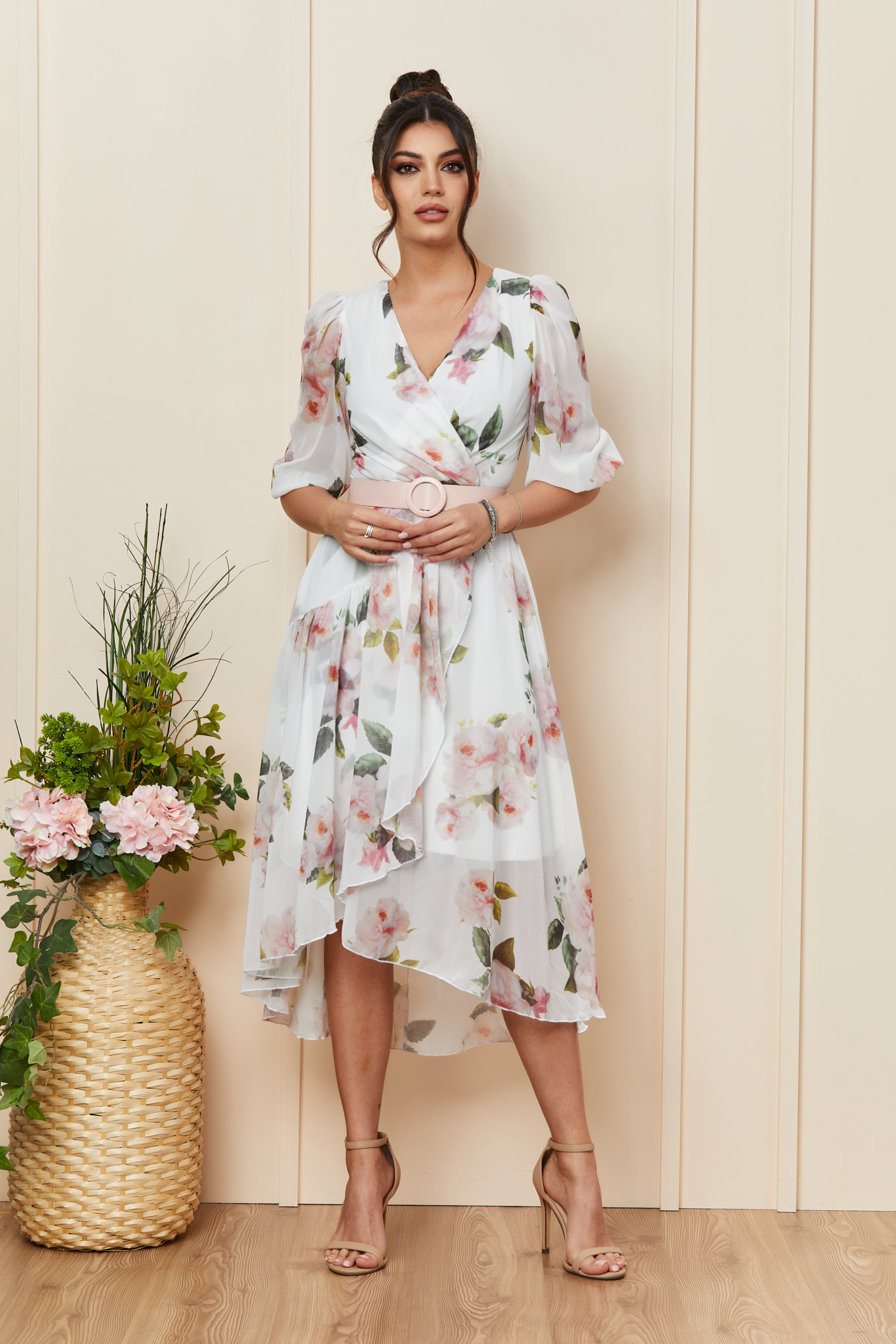 Rochie Linda Alb Floral