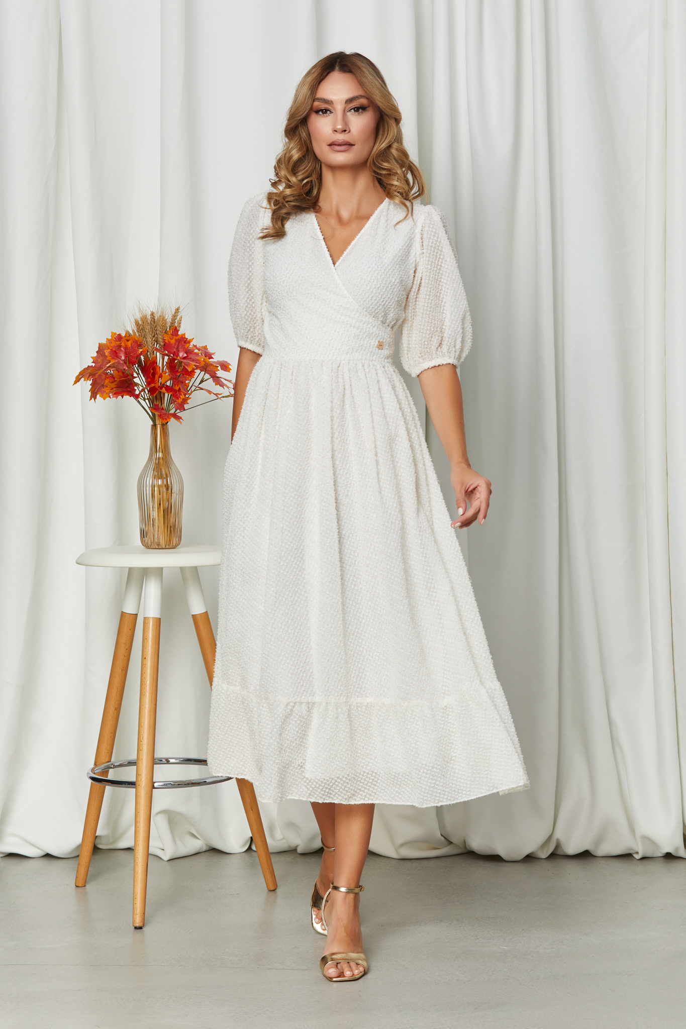 Rochie carina alba