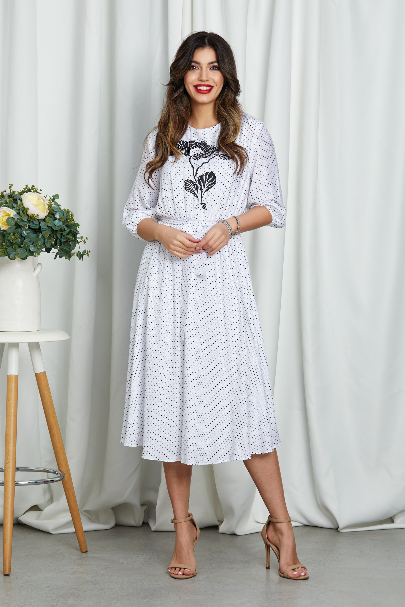 Poze Rochie Amalia Alba zonia.ro 