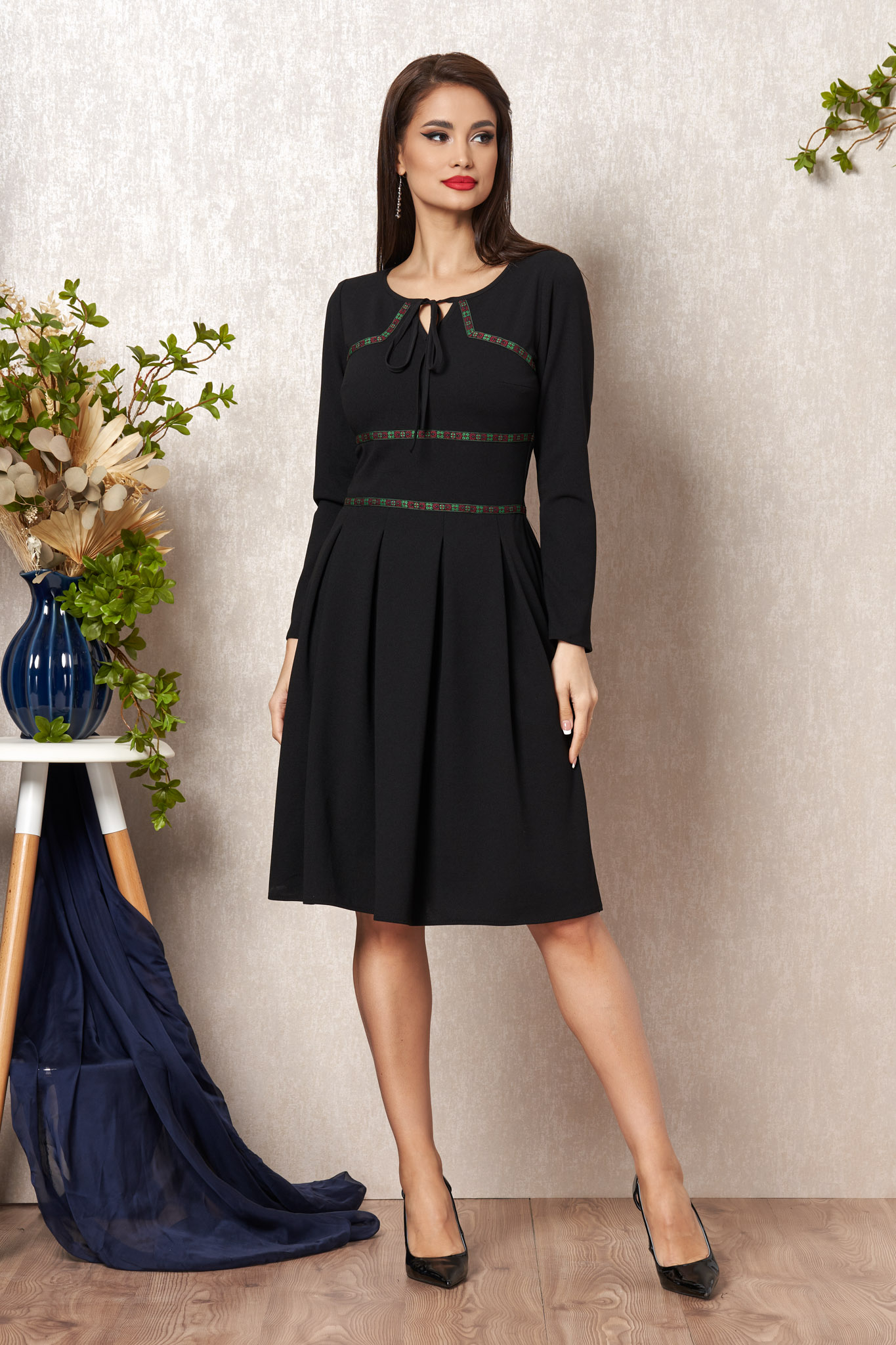 Rochie moze addison neagra