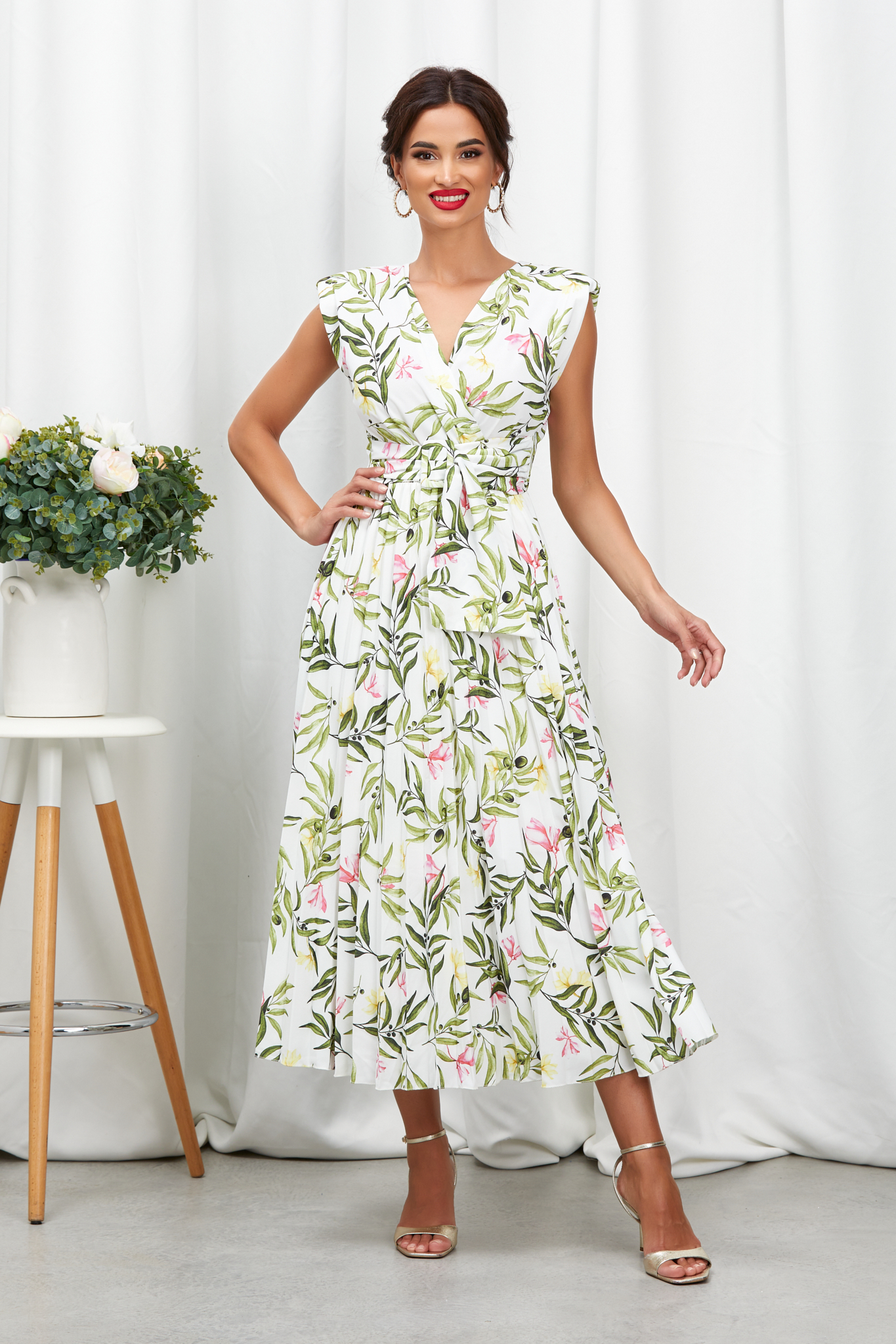 Rochie Carmen Alb Verde Floral