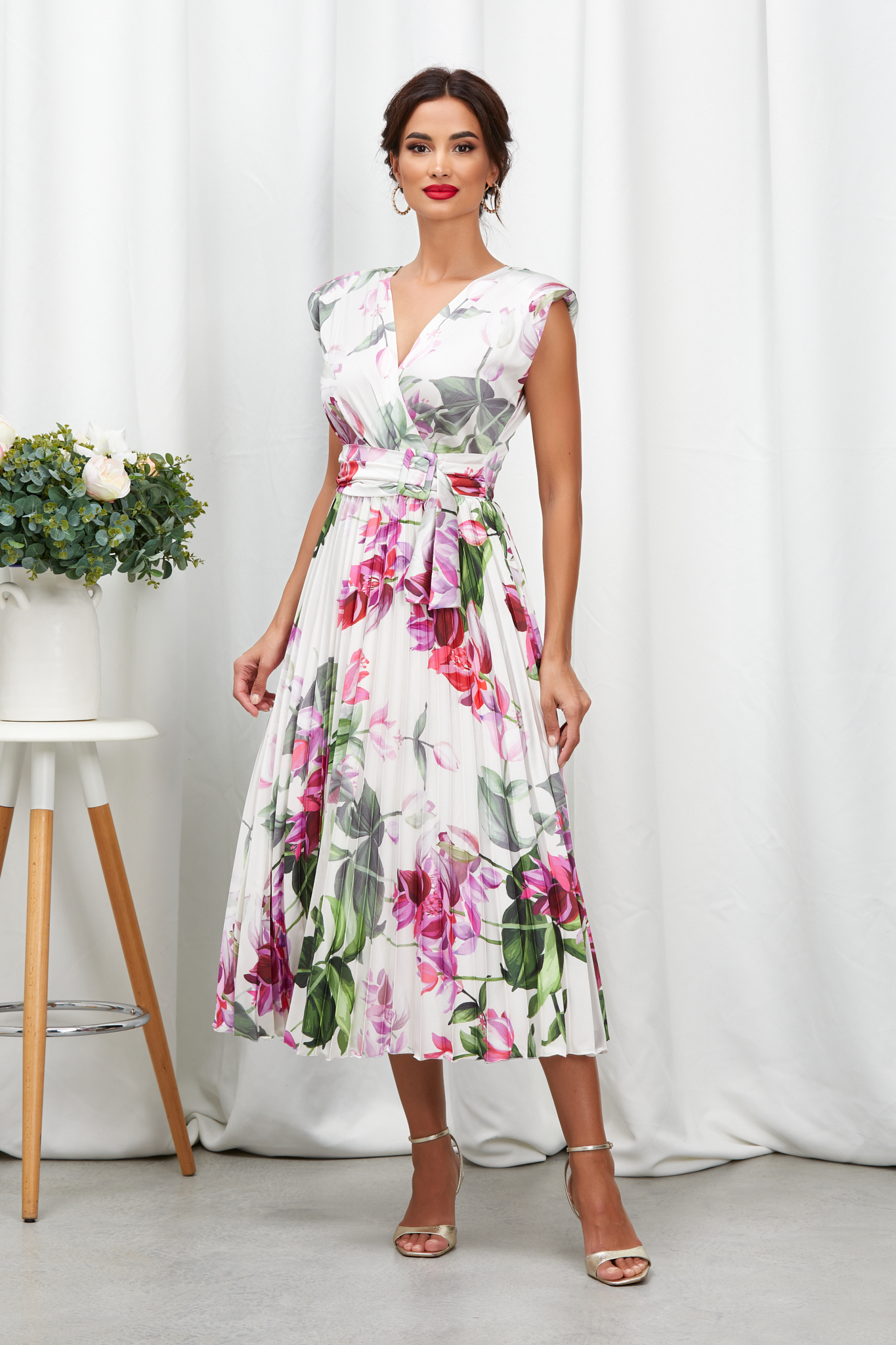 Poze Rochie Carmen Ciclam Floral zonia.ro 