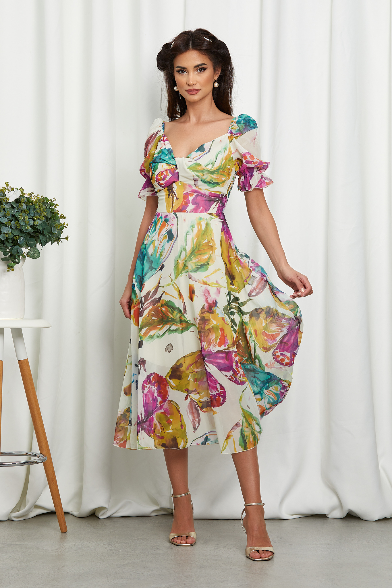 Rochie xenya alb pastel
