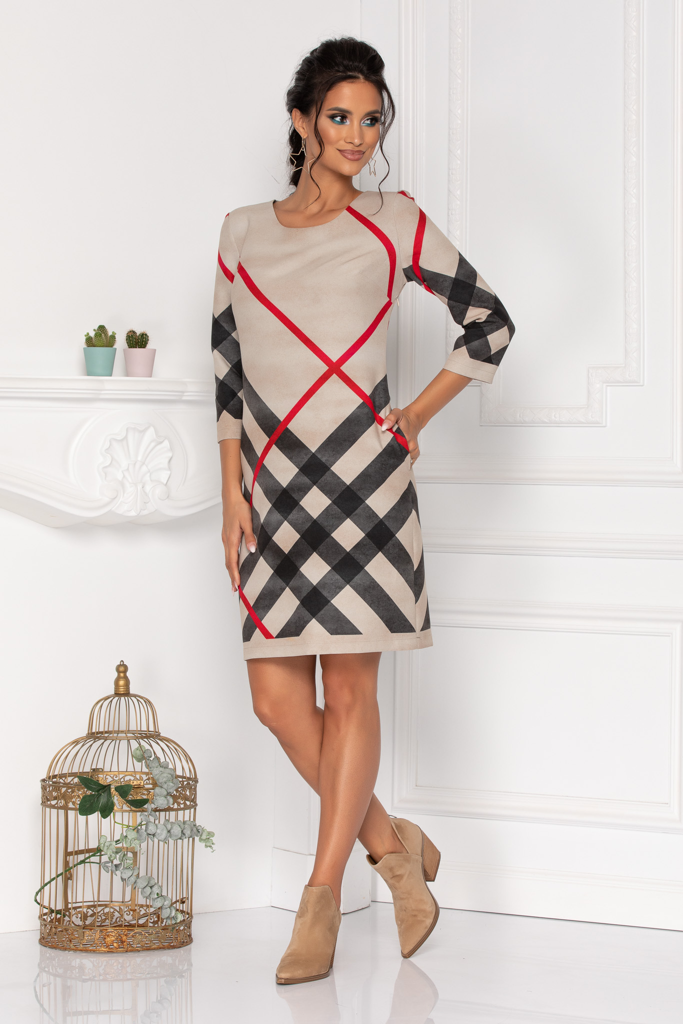 Rochie leona nude