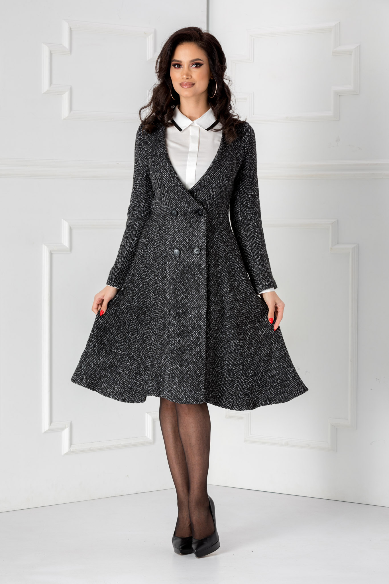 Trenci jovial negru
